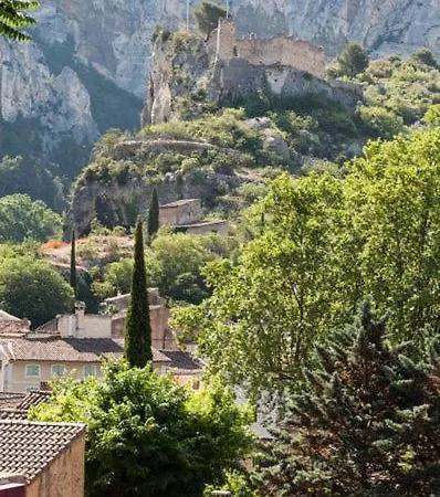 La Figuiere De Vaucluse Bed & Breakfast