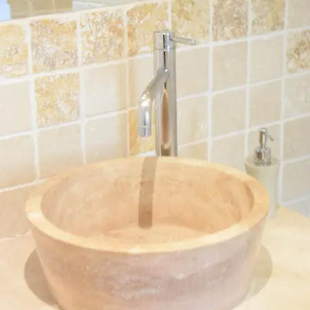 Bed & Breakfast La Figuiere De Vaucluse Fontaine-de-Vaucluse